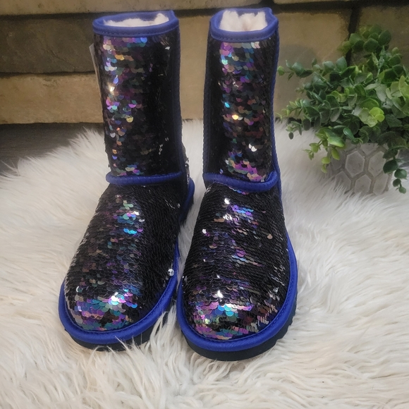 UGG Classic Short Multi Sequin Boots Size 5 - Picture 2 of 15